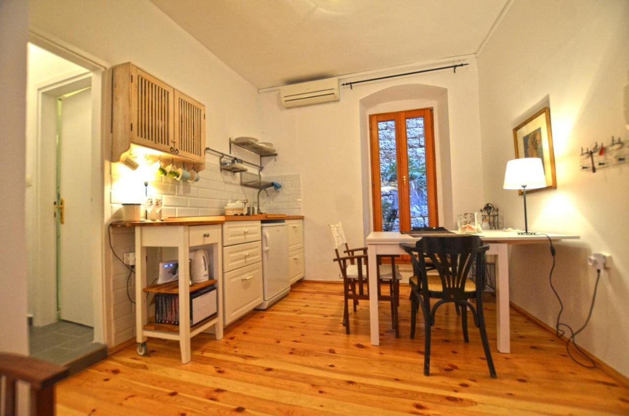 Leko Old Town Apartment 罗维尼 外观 照片